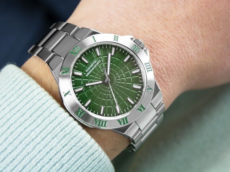 Italian Cityscape-Inspired Timepieces
