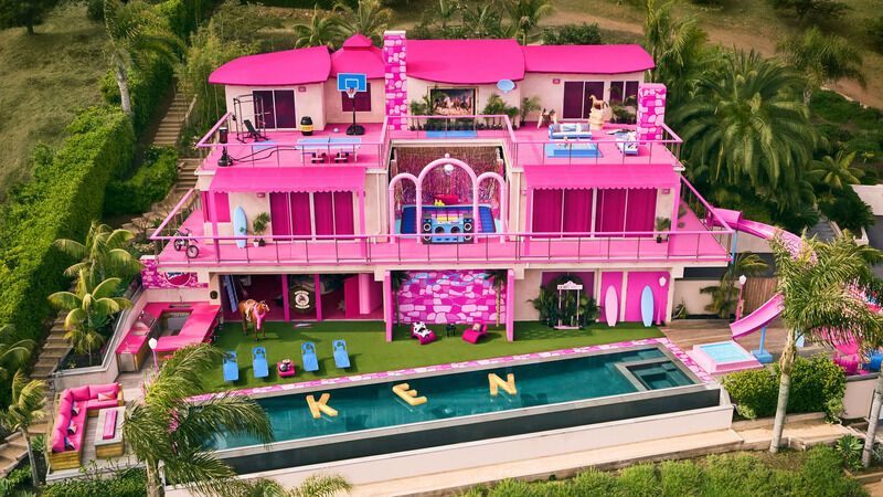 All-Pink Life-Size Dollhouses