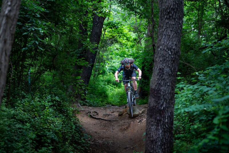 Smart-Shifting Trail Bicycles