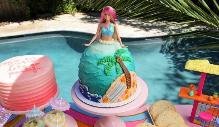 Colorful Doll-Topped Cakes
