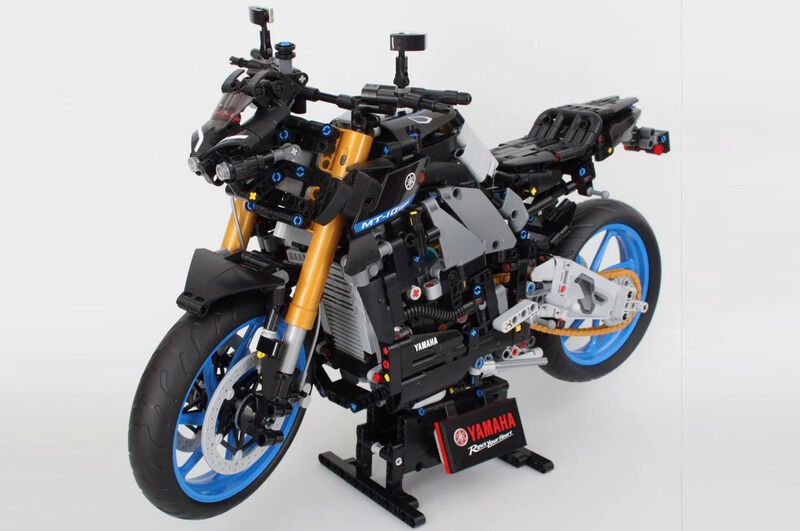https://cdn.trendhunterstatic.com/thumbs/510/motorcycle-lego.jpeg?auto=webp