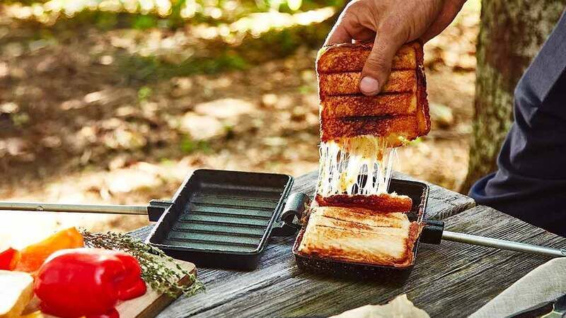 Compact Campsite Cooking Irons : Uno Casa Double Pie Iron