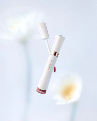 Shine-Enhancing Liquid Lipsticks