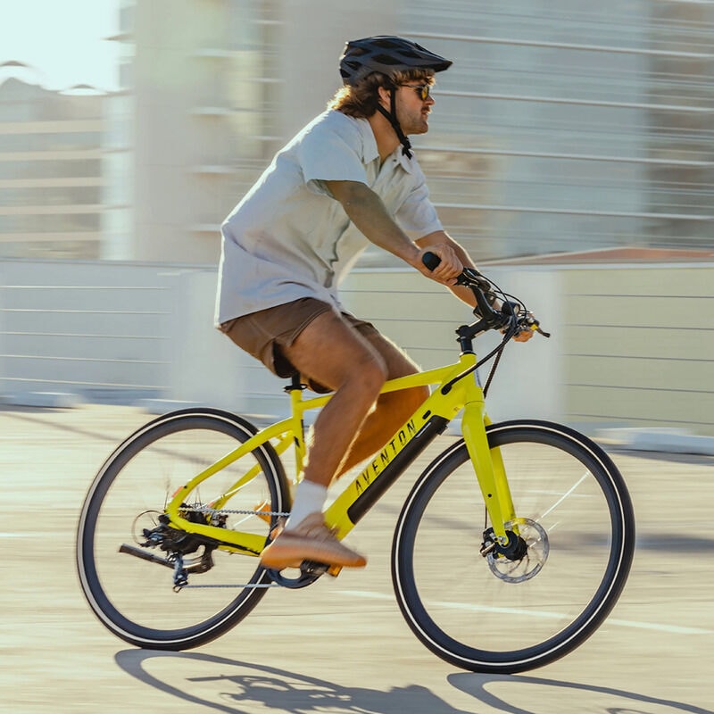 Torque-Sensing Urbane E-Bikes