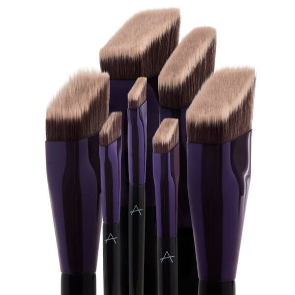 Wedge-Shaped Beauty Brushes