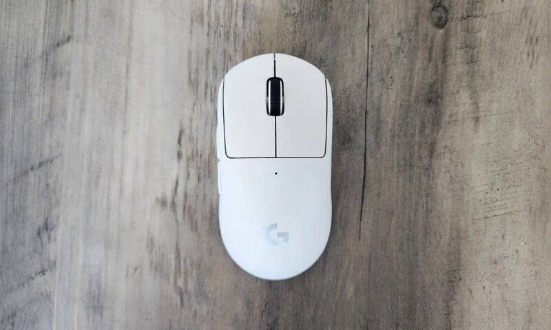 Ergonomic Wireless Gaming Mouse : G Pro X Superlight 2