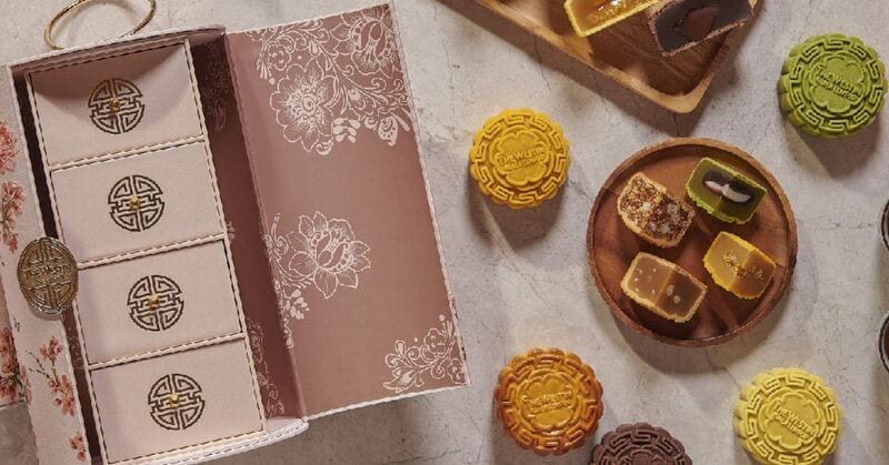 Opulent Hotel-Backed Mooncakes