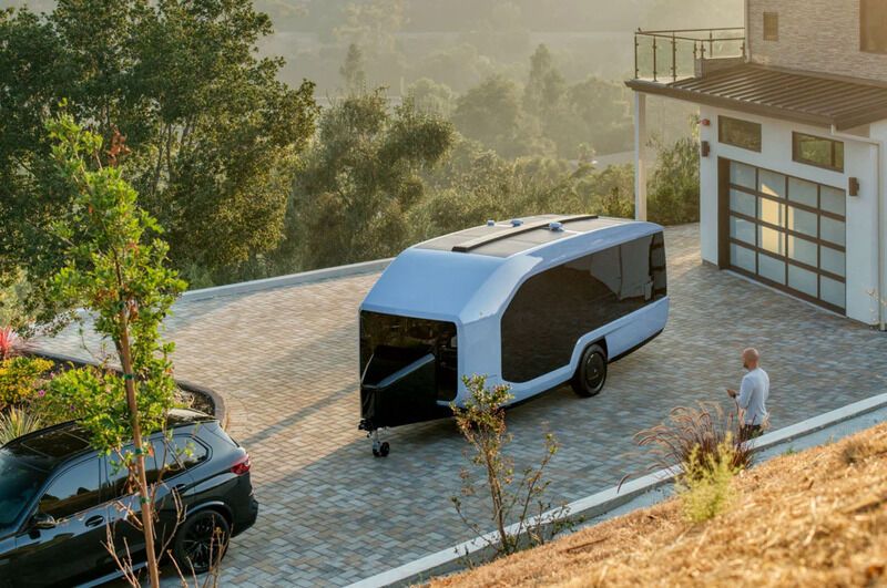 Self-Hitching Electric Camping Trailers