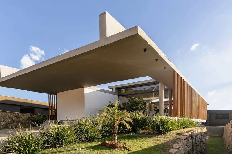 Sleek Contemporary Brazilian Homes