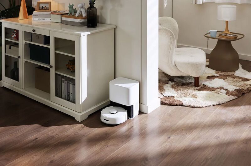 Small Space Robotic Vacuums