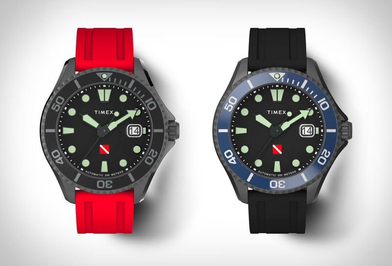 Accessible Aquatic Diver Timepieces
