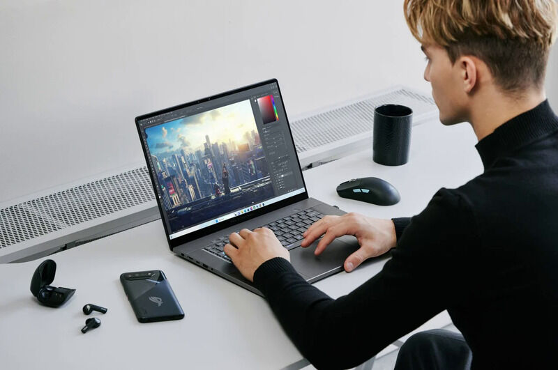 All-Aluminum eSports Laptops