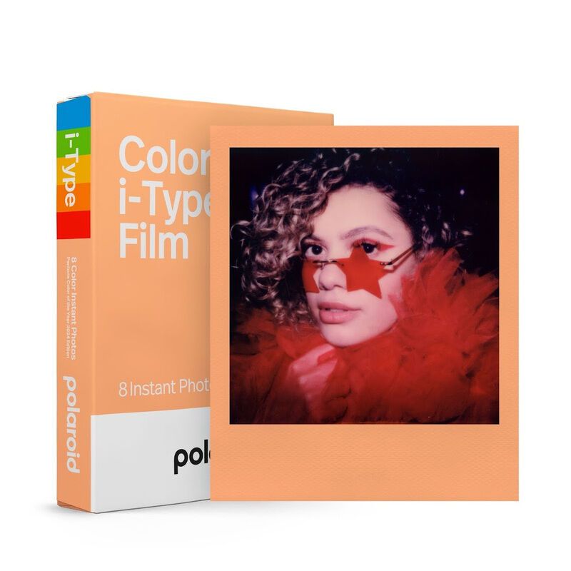 Color-Inspired Iconic Instant Film : Polaroid I-Type Film Pack in Peach Fuzz