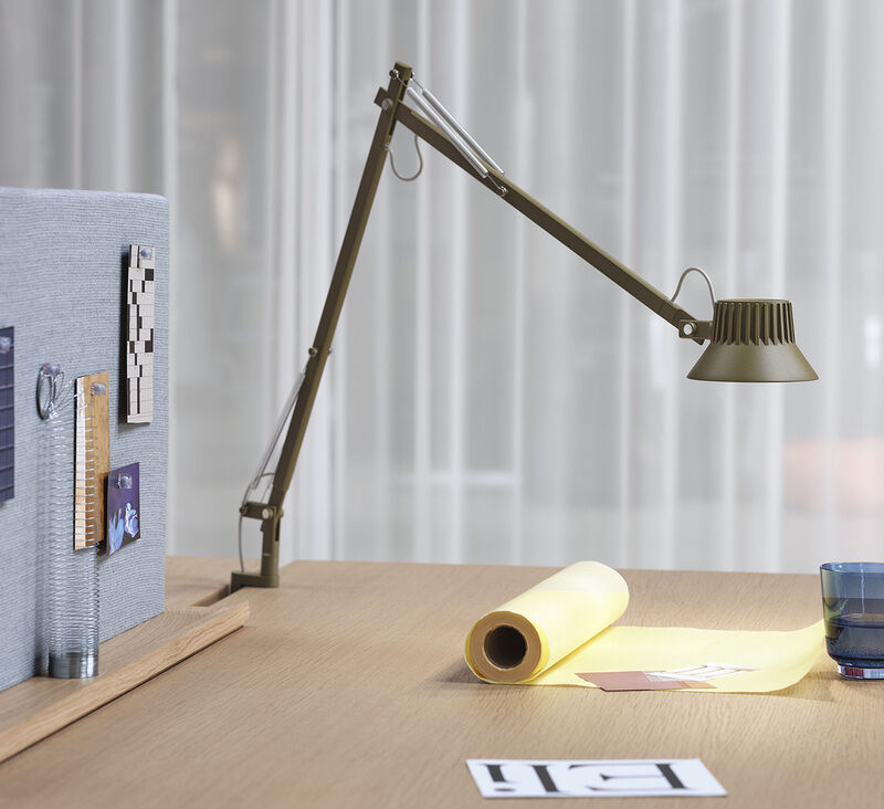 Space-Efficient Versatile Lamp Systems
