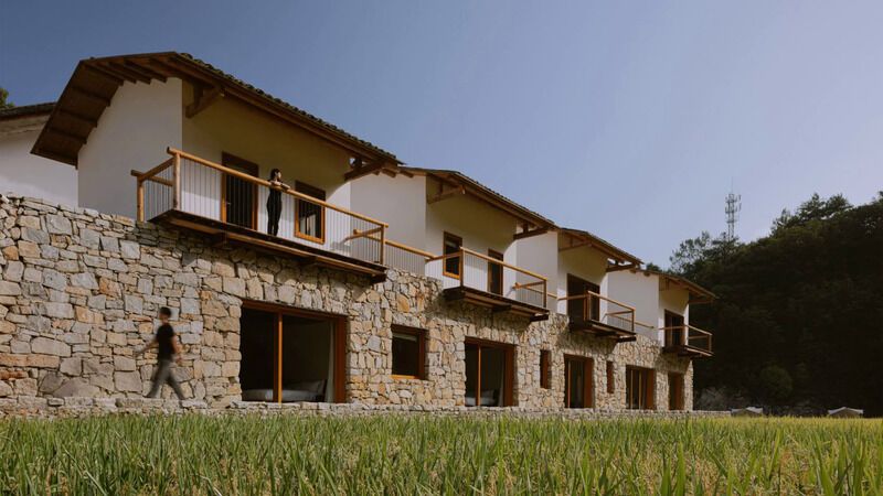 Farmland-Inspired Rural Hotel Cottages