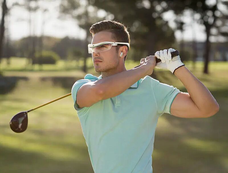 Connected Golfer Headsets : AR golf glasses concept