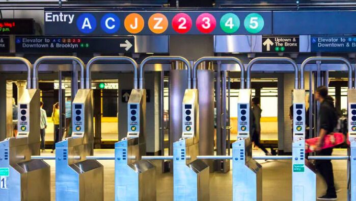 Accessible Subway QR Codes