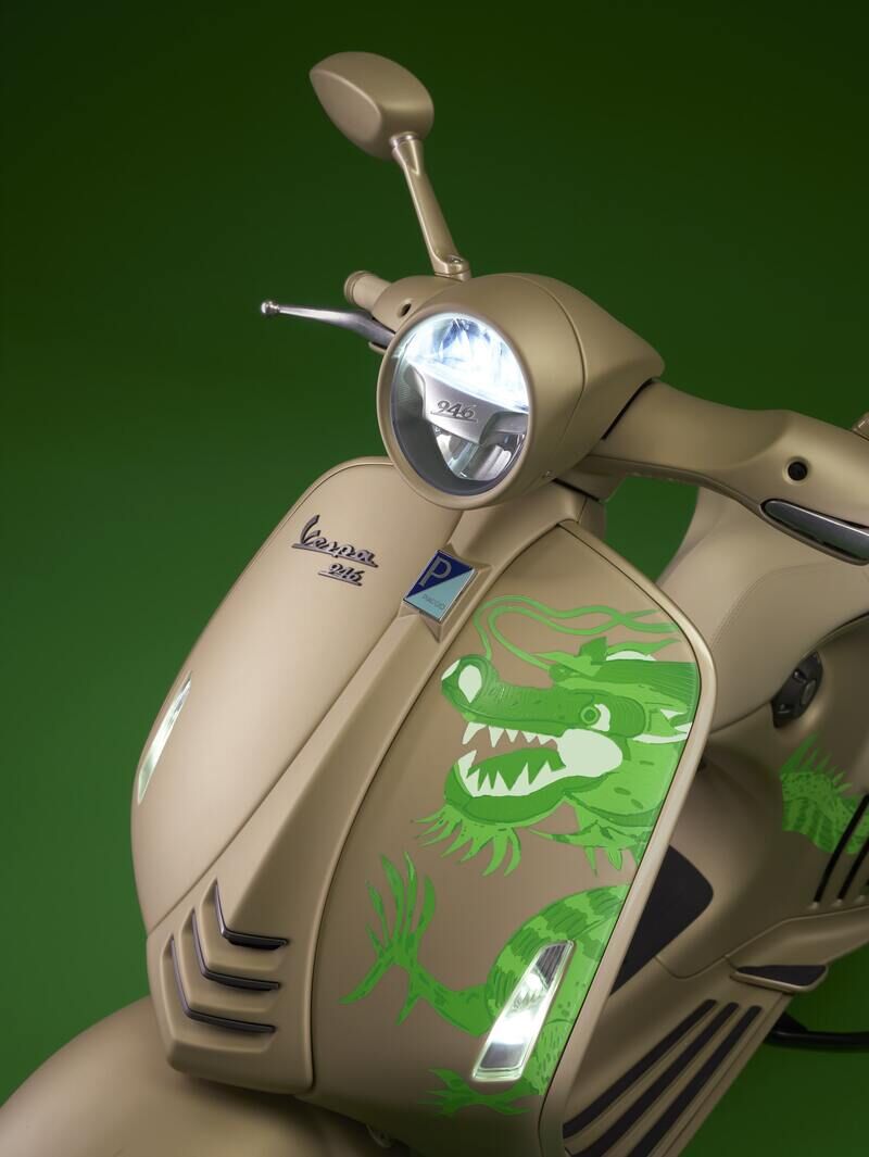 Dragon-Motif Motor Scooters : Vespa 946 Dragon