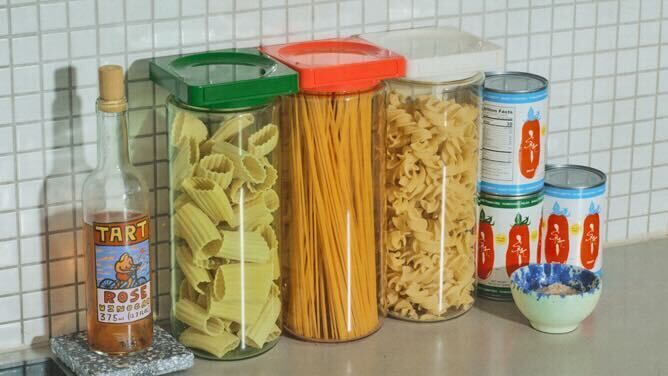 Modern Magnetic Food Containers