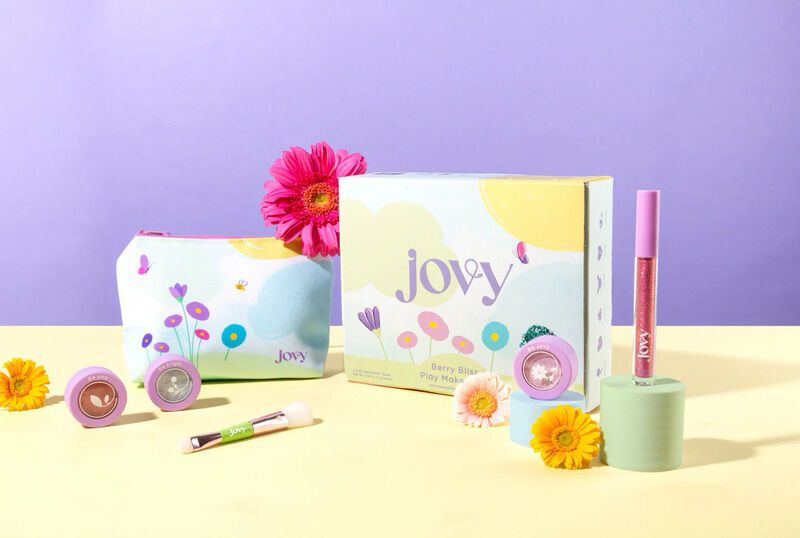 Kid-Safe Makeup Kits