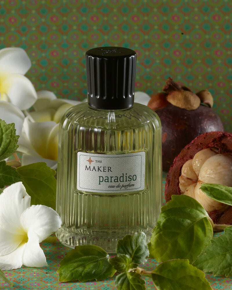 Hotel Pool-Inspired Fragrances