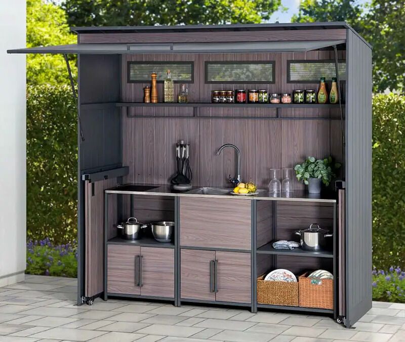 Self-Contained Outdoor Kitchens