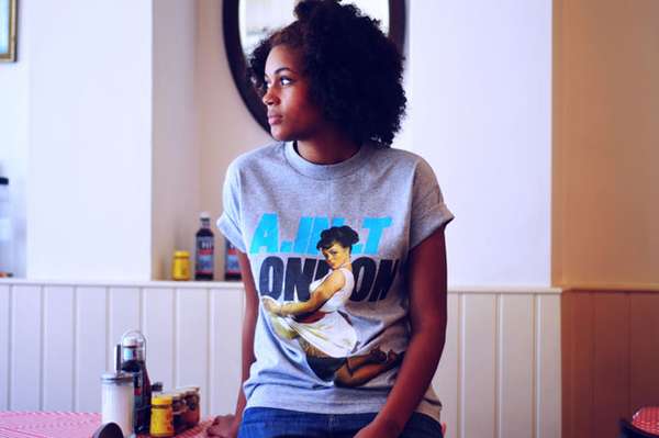 Hip Pin-Up Tees
