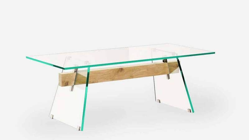 Juxtaposing Material Dining Tables