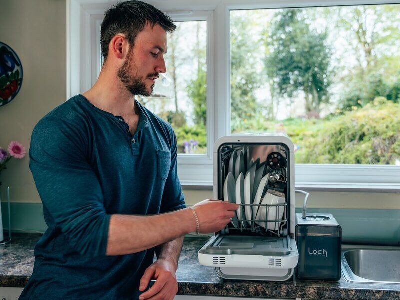 Hyper-Fast Countertop Dishwashers