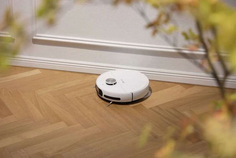 Self-Sanitizing Robot Vacuums