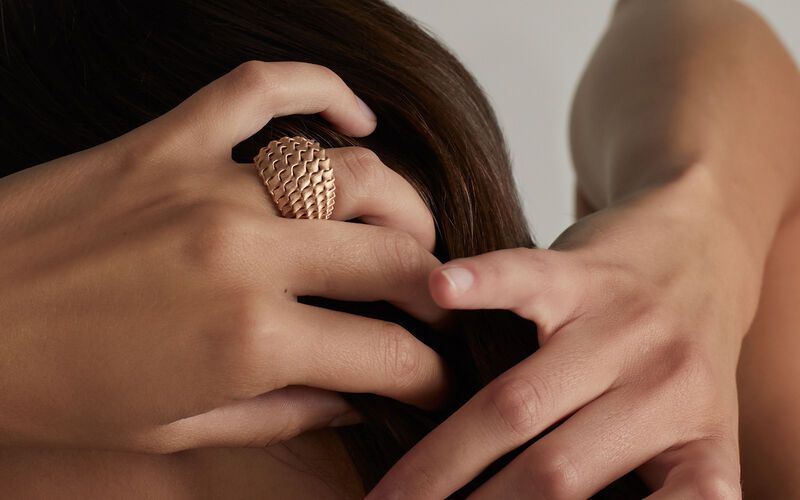 Algorithm-Formed Modern Jewelry