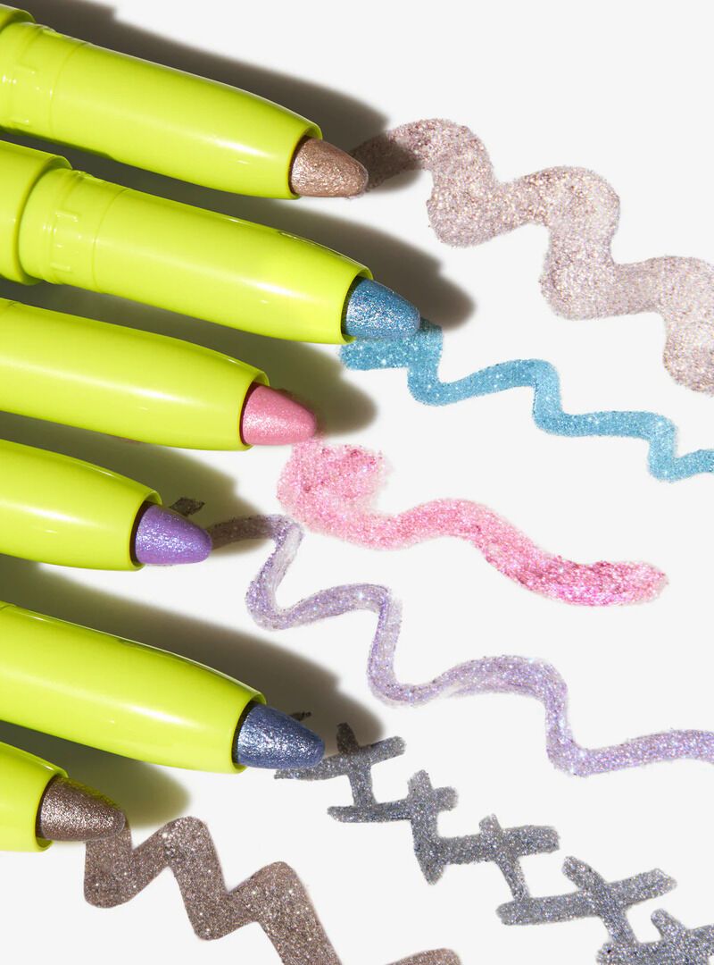 High-Impact Eye Crayons