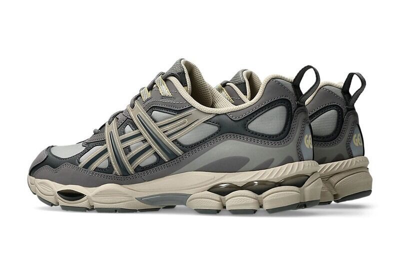 Muted Lifestyle Trail Sneakers