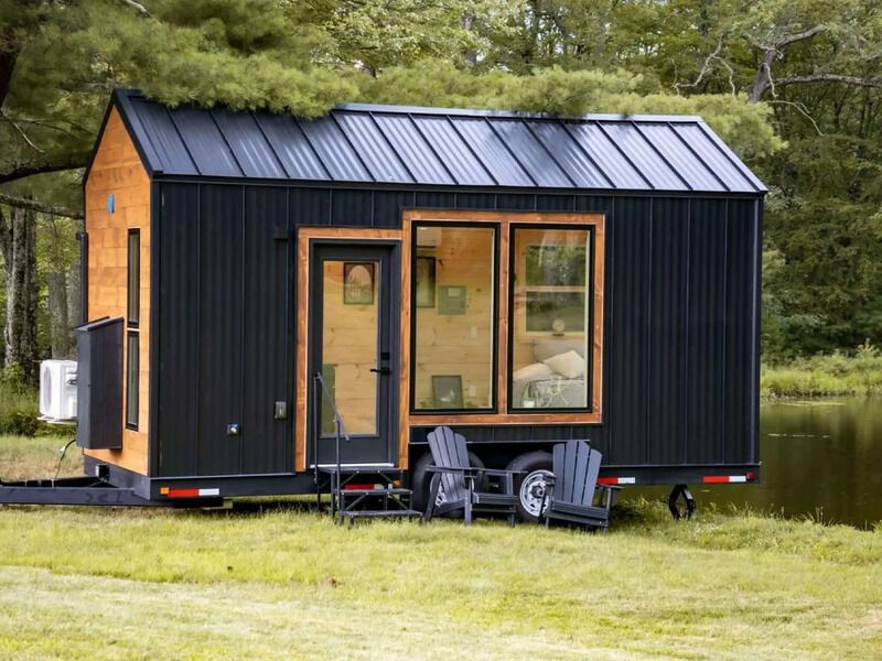 Scandinavian Design-Inspired Portable Homes