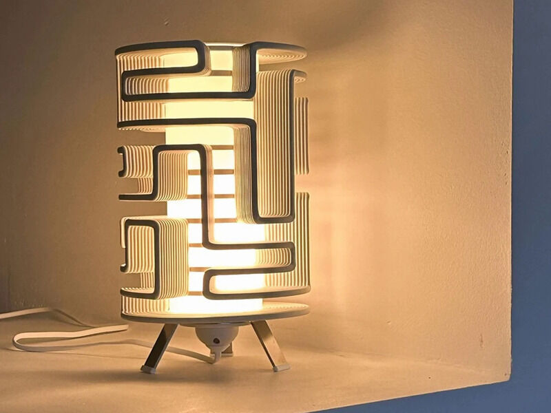 Maze-Inspired 3D-Printed Lamps