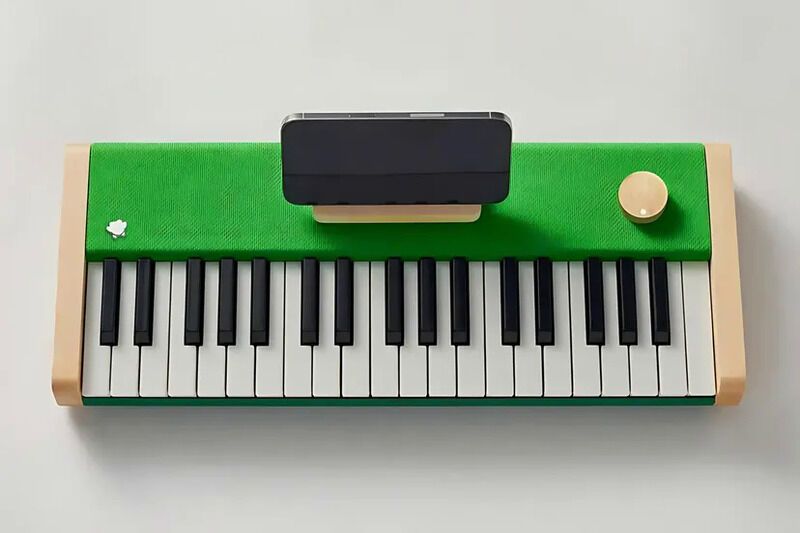 Portable Music Course Pianos