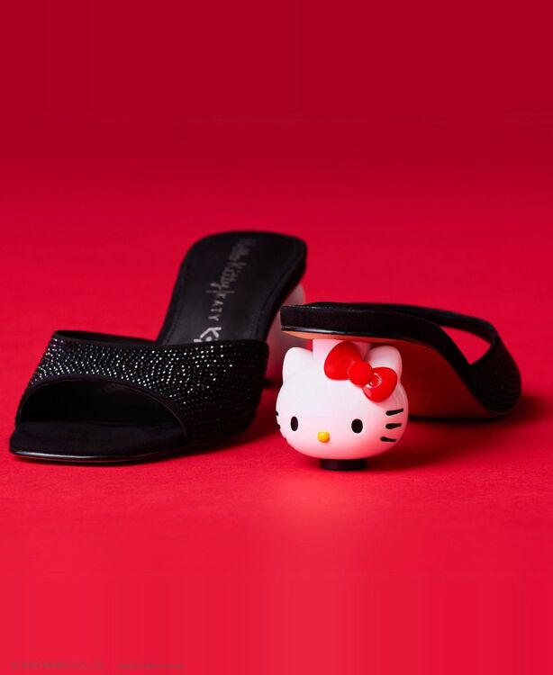 Cartoon Honoring High Heels hello kitty heel