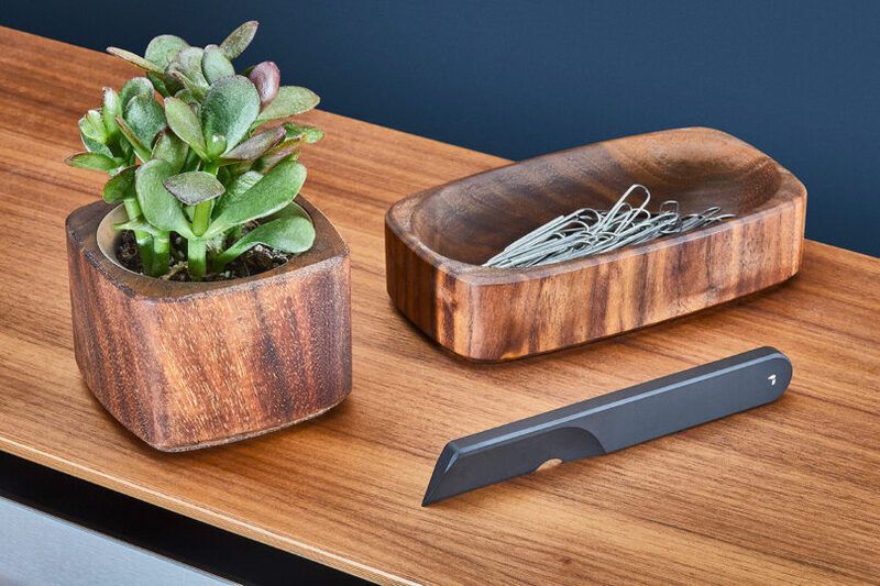 Sensibly Sharp Elevated Knives