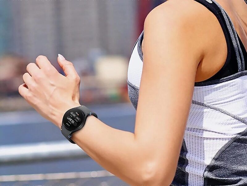 Accessible LTE-Enabled Smartwatches