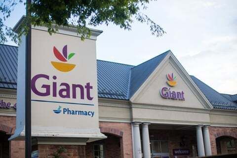 Reward campaigns for vaccine retailers: Flexible rewards from Giant Food