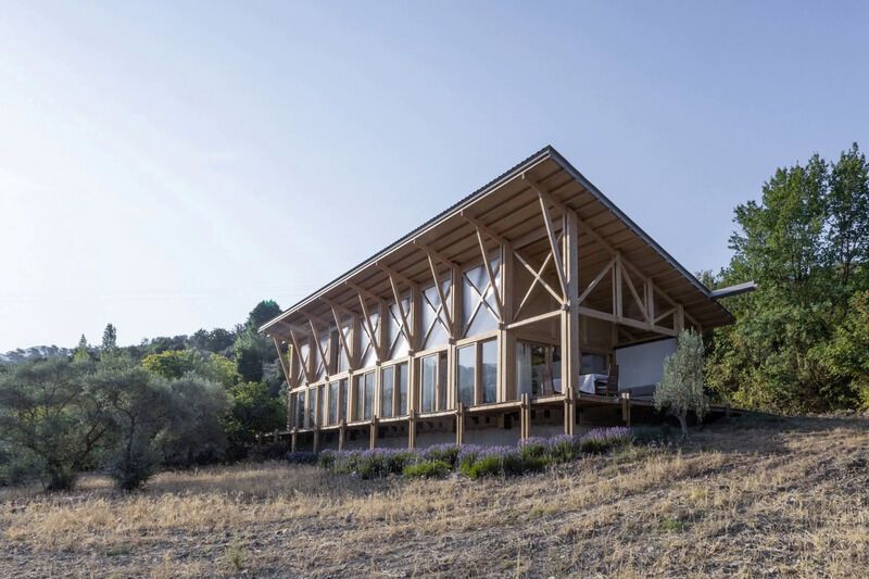 Contrasting Facade Panoramic Residences