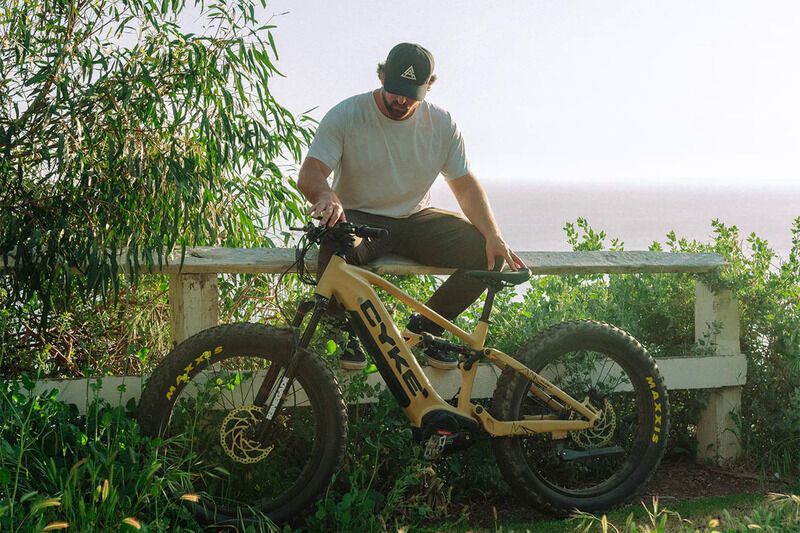 Full-Suspension Trekking Bikes