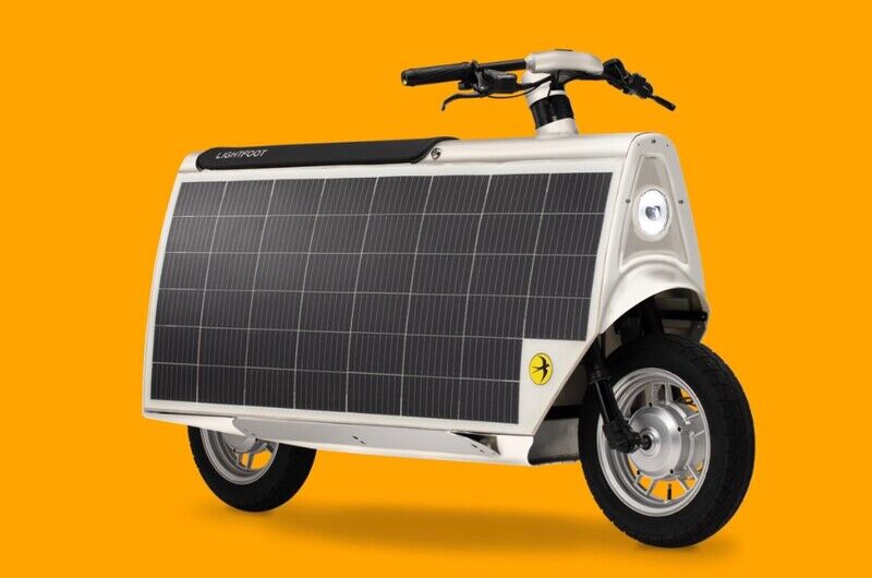 Solar-Powered Cargo Scooters Main Gallery Image