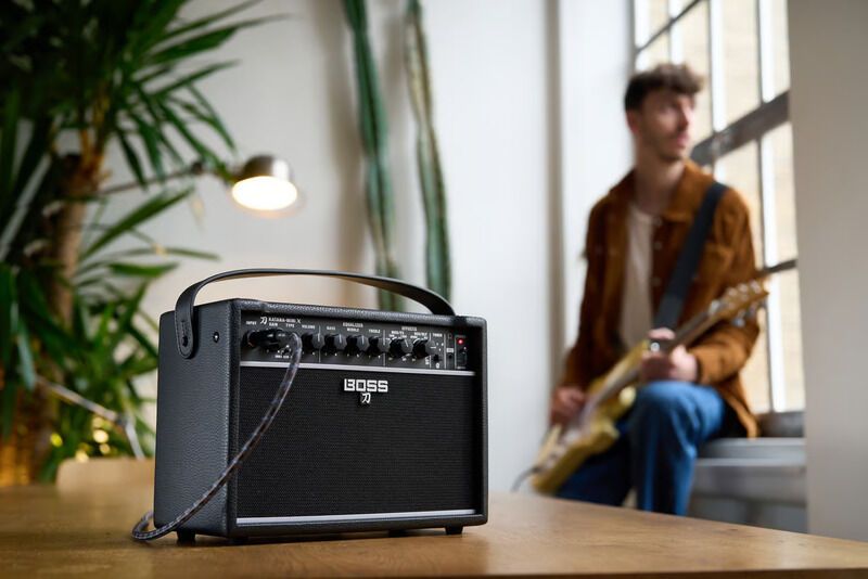 Travel-Friendly Practice Amps