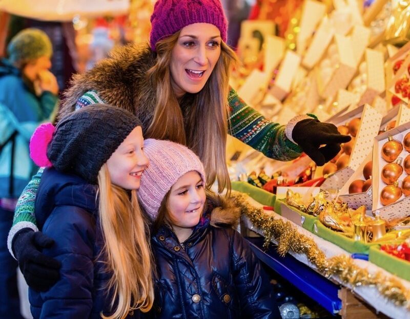 Family-Friendly Festive Outdoor Experiences