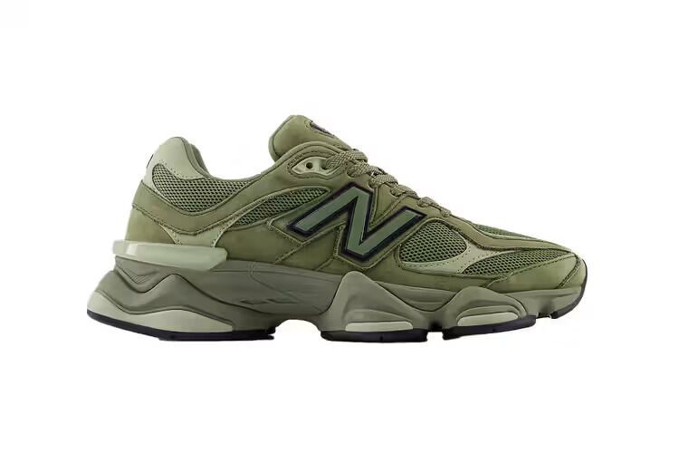 Militaristic Green Lifestyle Sneakers