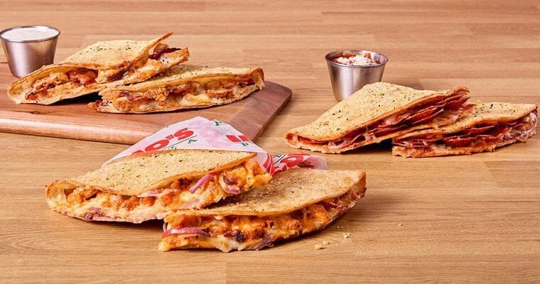Crunchy Handheld Pizzas
