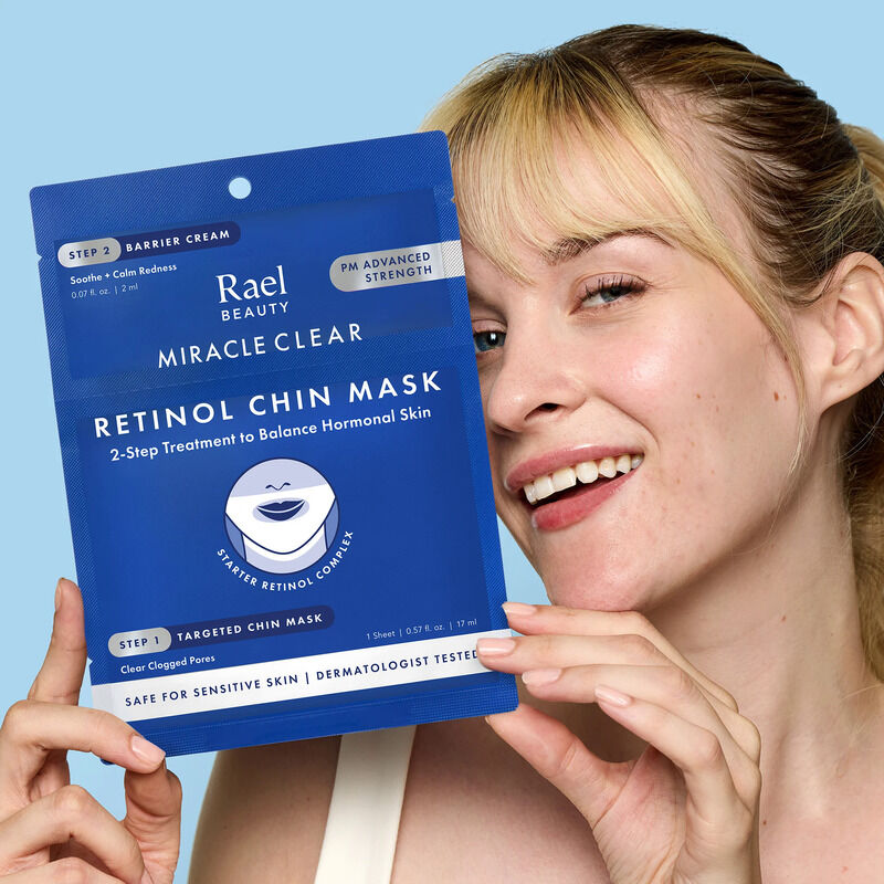 Acne-Targeting Chin Masks : Miracle Clear Retinol Chin Mask