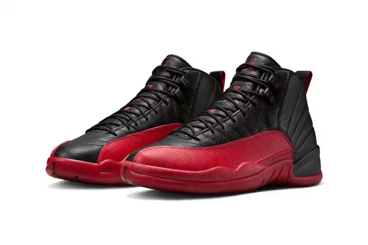 Stealthy Colorblocked Basketball Shoes