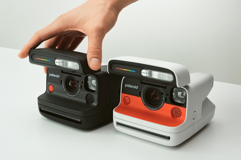 Flippable Retro-Style Instant Cameras